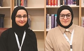 الطالبتان زهراء السمرة وشدن الشمري﻿