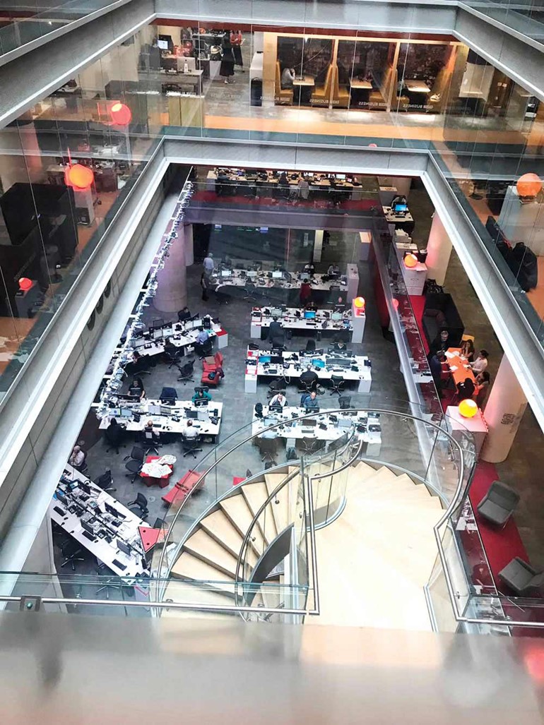  مبنى «بي بي سي » الرئيسي في لندن