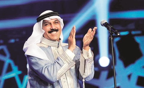 بالفيديو.. عبدالله الرويشد لفتحية العجلان: «أحبچ أحبچ.. وانتي بالقلب والروح مثل دمعة طفل»