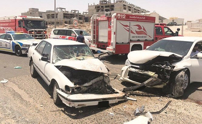 التصادم العنيف الذي شهدته منطقة تيماء تسبب في تلفيات جسيمة في المركبتين﻿
