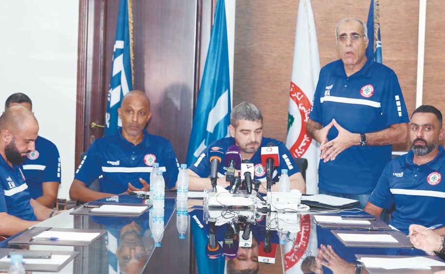 ليفيو يرسم خارطة طريق «منتخب الأرز»
