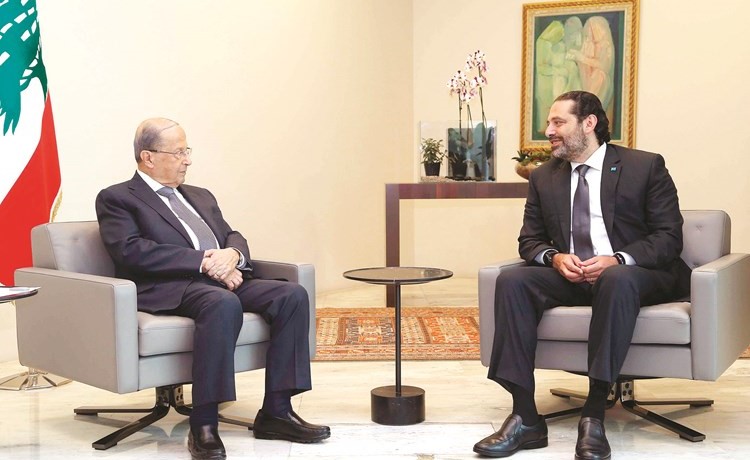 الرئيس العماد ميشال عون مستقبلا رئيس مجلس الوزراء سعد الحريري في بعبدا(محمود الطويل)﻿