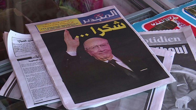 تونس تبكي رئيسها وتستعد لانتخابات مبكرة