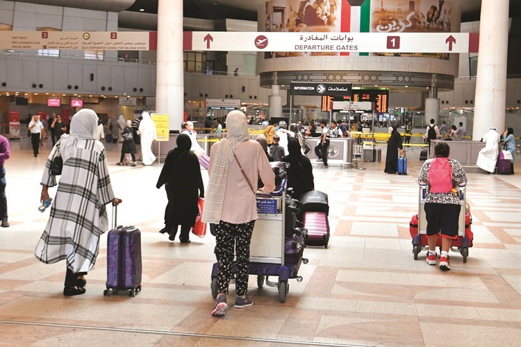 انسيابية في حركة المسافرين في مطار الكويت الدولي﻿