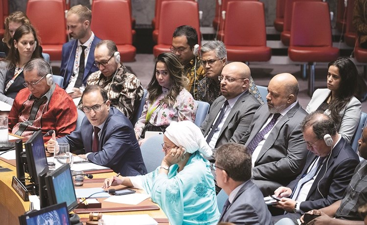 السفير منصور العتيبي يلقي كلمة أمام جلسة مجلس الأمن ﻿