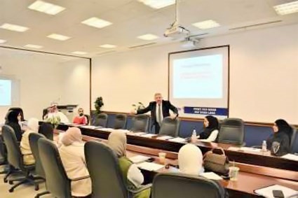 «العلوم الإدارية» تكرّم منتسبي برنامج «تدريب الخريجين الجدد»