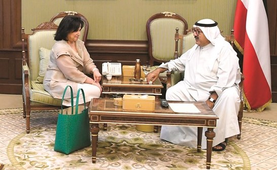 الشيخ ناصر صباح الاحمد مستقبلا الشيخة مي آل خليفة﻿
