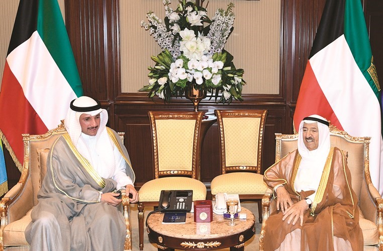  صاحب السمو الامير الشيخ صباح الأحمد مستقبلا رئيس مجلس الأمة مرزوق الغانم ﻿