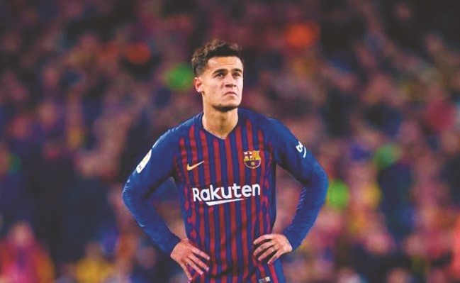 فيليب كوتينيو يعاني من صافرات استهجان الجماهير البرشلونية ﻿