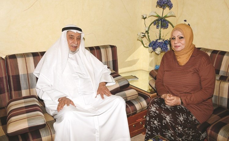 د.خالد المذكور متحدثا للزميلة ليلى الشافعي         (محمد هنداوياحمد علي) ﻿