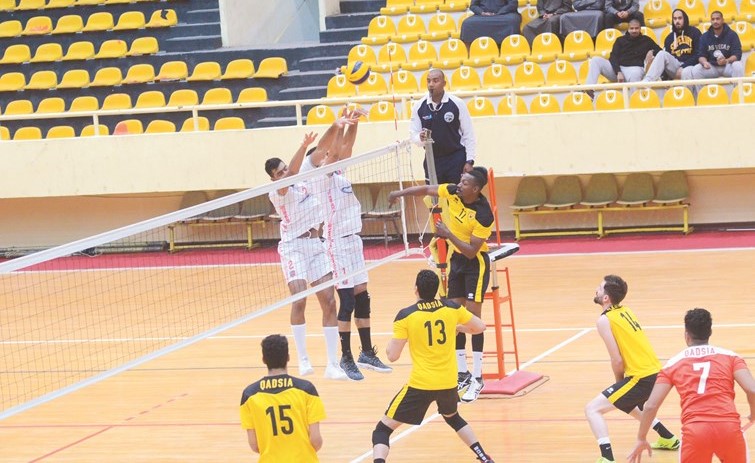 الكويت في مباراة سابقة مع القادسية في بطولة الدوري﻿