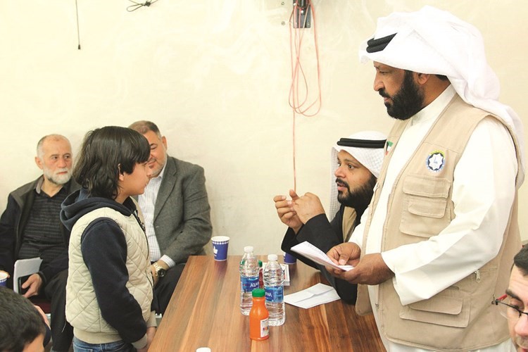 العناية بالأيتام ورعايتهم﻿