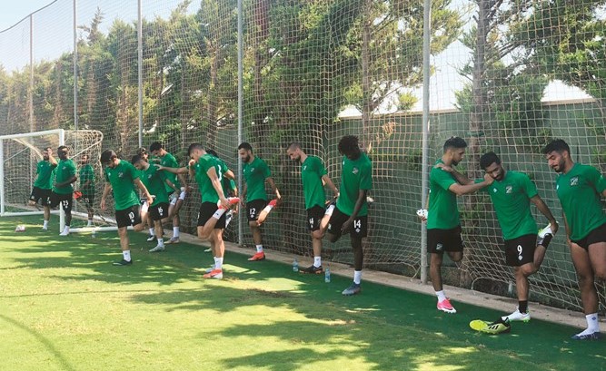 جانب من تدريب العربي في معسكره بإسبانيا ﻿﻿(المركز الإعلامي بنادي العربي)﻿