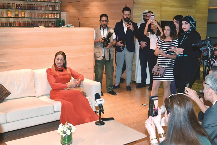  ومع الصحافيين﻿