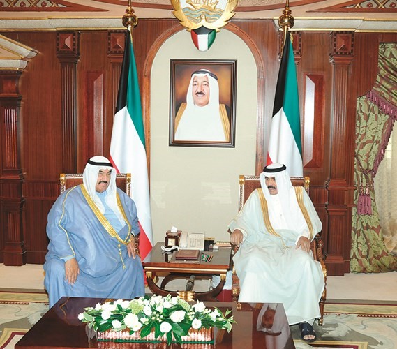 سمو ولي العهد الشيخ نواف الاحمد مستقبلا سمو الشيخ ناصرالمحمد ﻿