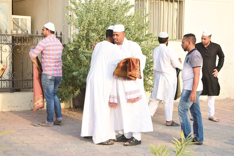 تهنئة بالعيد ﻿