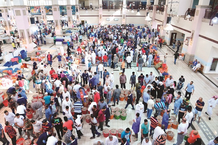 سوق السمك اول ايام العيد ﻿