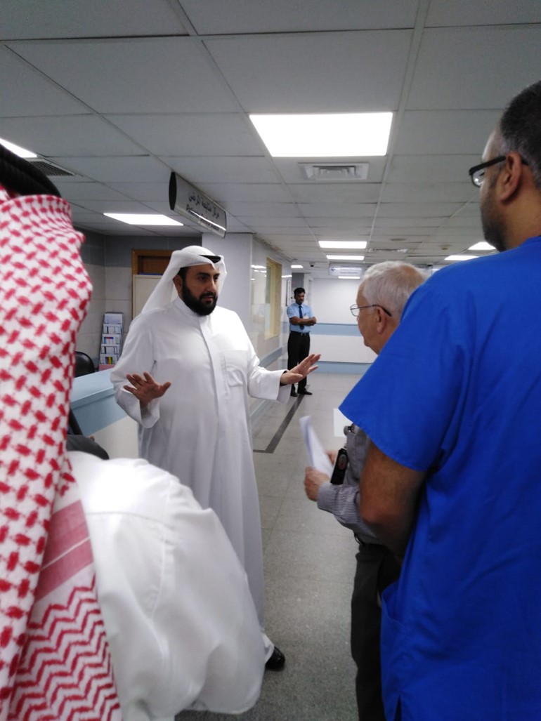 وزير الصحة يتفقد المستشفيات