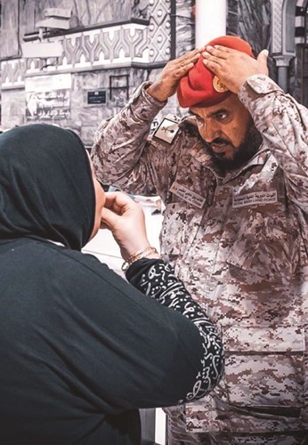 عندما يتسامى البشر في أقدس بقاع الأرض