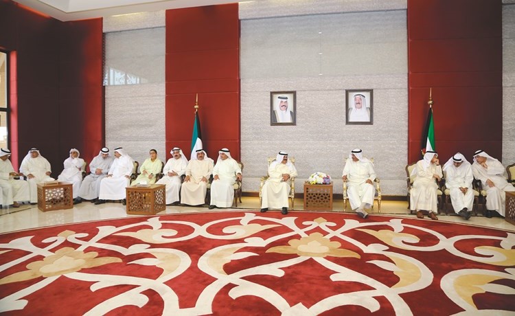 الشيخ صباح الخالد وخالد الجارالله وقيادات الخارجية خلال حفل الاستقبال ﻿