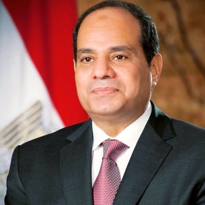 الرئيس المصري يهنئ منتخب بلاده بتتويجه ببطولة العالم لناشئي كرة اليد