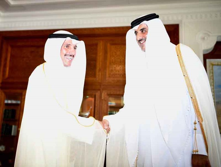أمير قطر استقبل الغانم وتسلم رسالة خطية من صاحب السمو الأمير