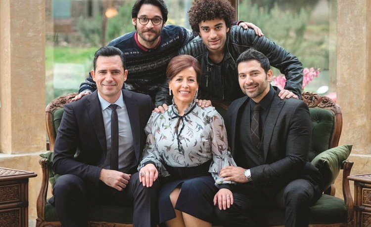 بالفيديو.. «عروس بيروت».. حب من النظرة الأولى يواجه تمرداً على التقاليد في الدراما العربية
