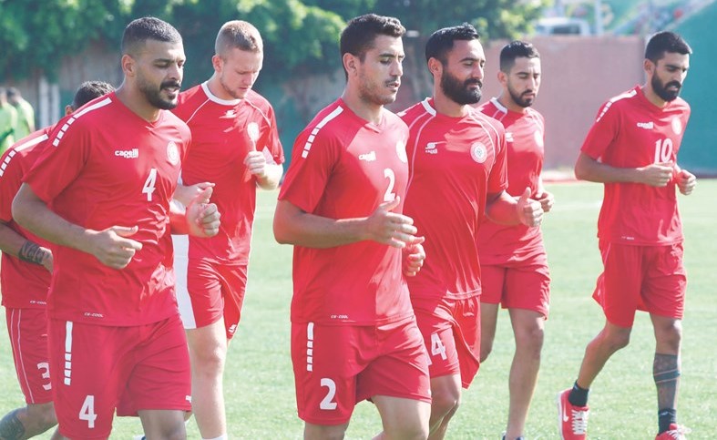 المنتخب اللبناني غادر إلى كوريا بحارسين فقط﻿