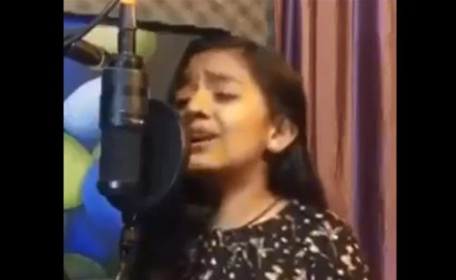 بالفيديو.. "نانسي عجرم النسخة الهنديّة".. جمال صوتها سيدهشكم
