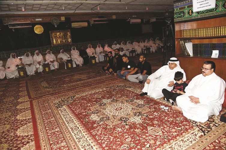 جانب من الحضور في حسينية المشموم الرضوية﻿