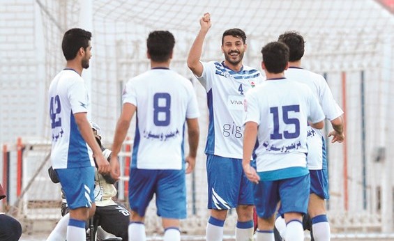 لاعبو الجهراء أكثر إصرارا على العودة إلى الدوري الممتاز﻿