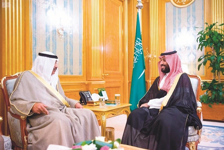 صاحب السمو الملكي الأمير محمد بن سلمان خلال لقائه الشيخ صباح الخالد﻿