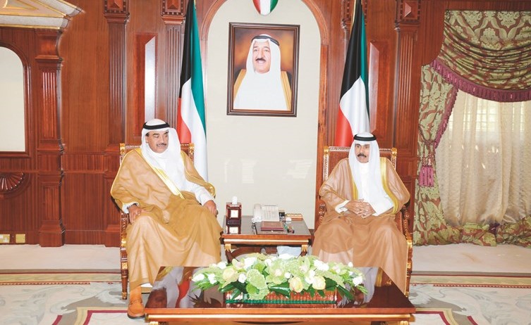سمو نائب الأمير خلال استقباله الشيخ صباح الخالد ﻿