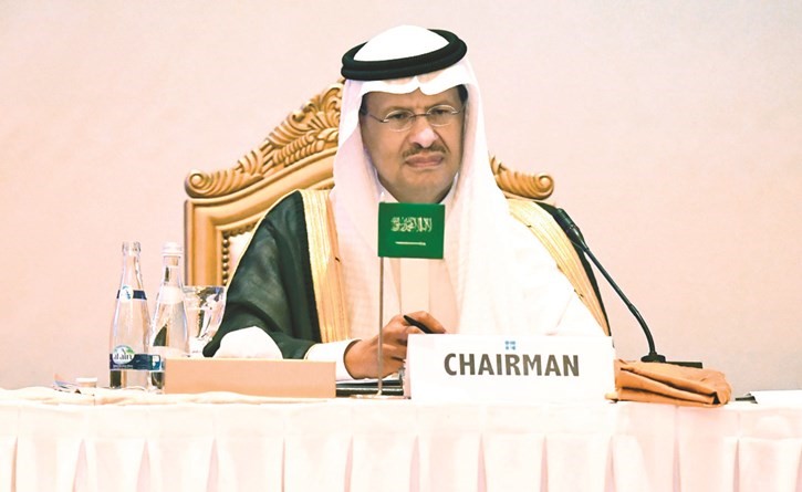 صاحب السمو الملكي الأمير عبدالعزيز بن سلمان ﻿