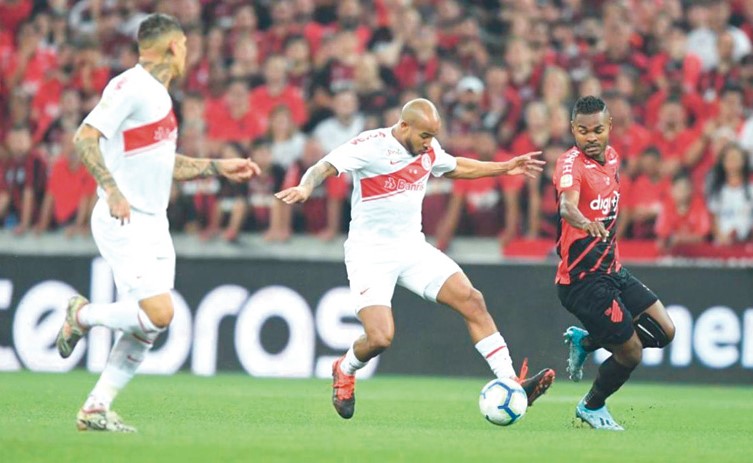 باراناينسي يقترب من كأس البرازيل