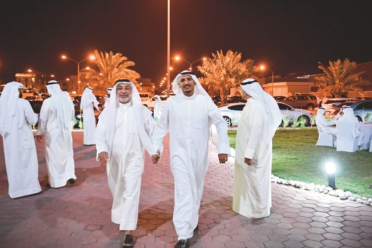 خالد فهد الغانم مستقبلا ضيوفه﻿