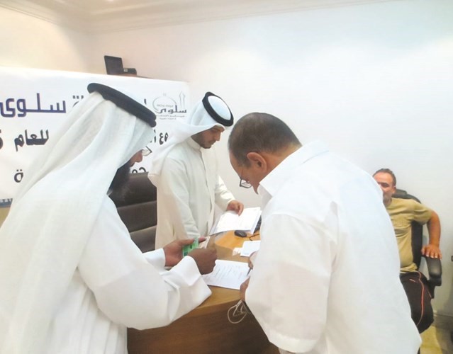 تقديم المساعدات من خلال مشروع إحساس﻿