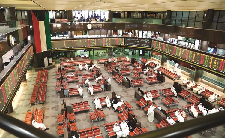 تراجع جماعي لمؤشرات البورصة أمس﻿
