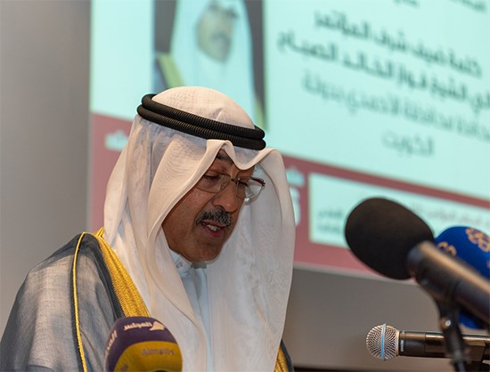 محافظ الأحمدي الشيخ فواز الخالد 