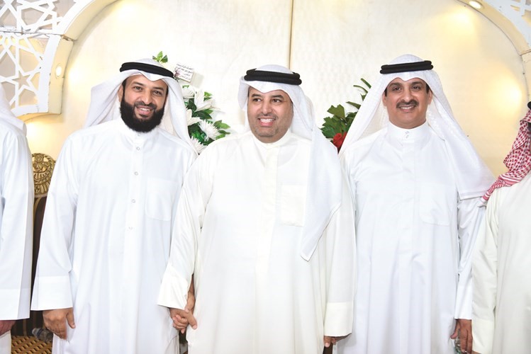 مبارك الحجرف مهنئا عبدالله فهاد بعودته سالما﻿