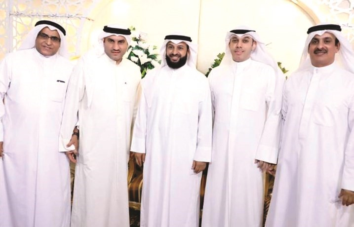 عبدالله الكندري يهنئ عبدالله فهاد بالسلامة﻿