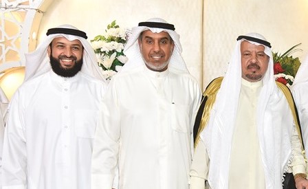 فهد الشعلة وعطية المجول يهنئان﻿