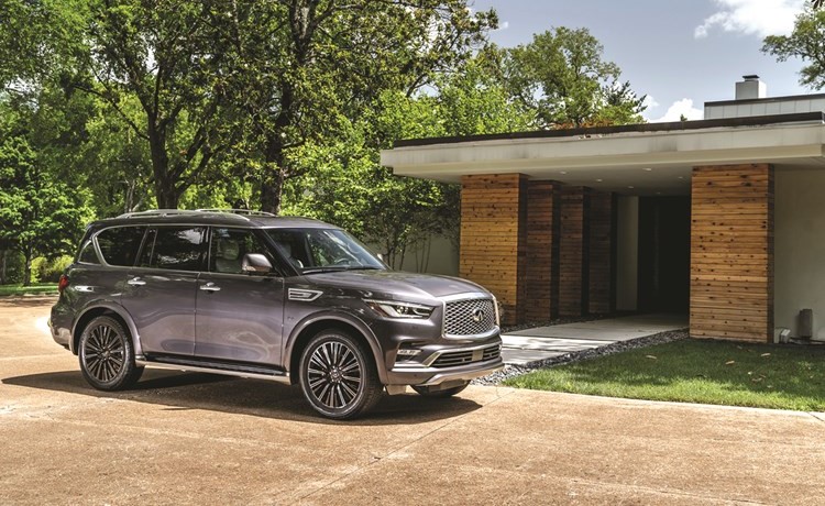 إنفينيتي QX80 تفوز بجائزة «السيارة المثالية» من «أوتو باسيفيك»