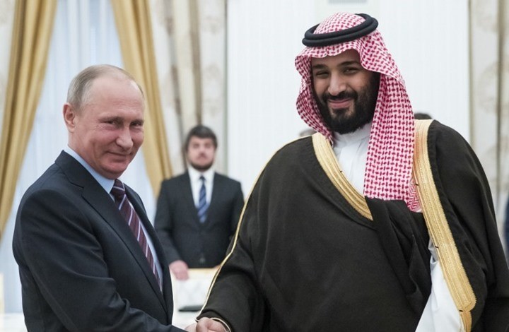 الرئيس الروسي فلاديمير بوتين وولي العهد السعودي الأمير محمد بن سلمان 