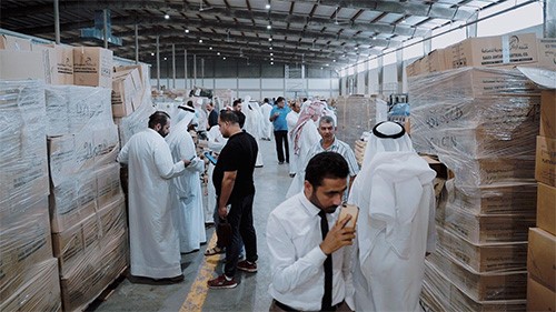 جمارك الكويت تبيع بضائع منوعة بقيمة 55800 ديناراً كويتياً في مزادين علنيين