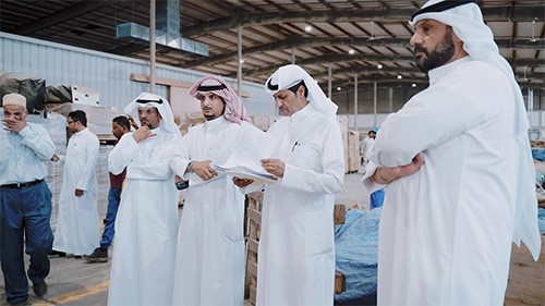 جمارك الكويت تبيع بضائع منوعة بقيمة 55800 ديناراً كويتياً في مزادين علنيين