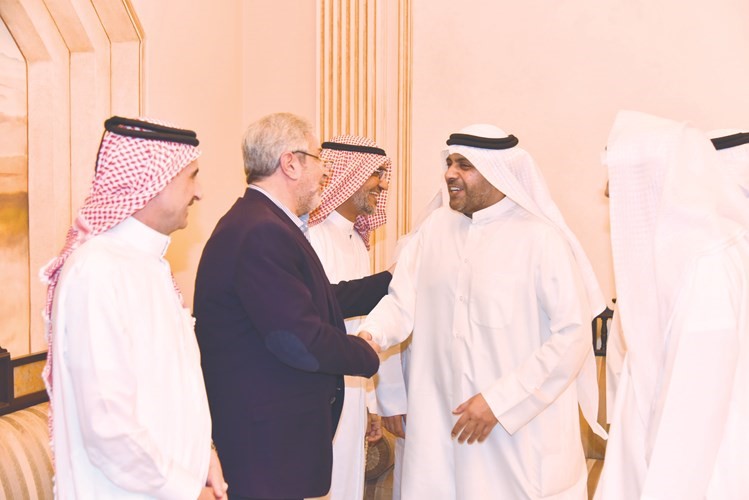 الوزير محمد الجبري والعميد ركن خالد الكندري والعميد توحيد الكندري والسفير صقر أبو شتال﻿