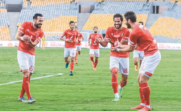 الأهلي والزمالك تجاوزا سموحة والاتحاد بصعوبة