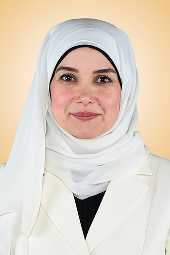 الوزيرة جنان بوشهري