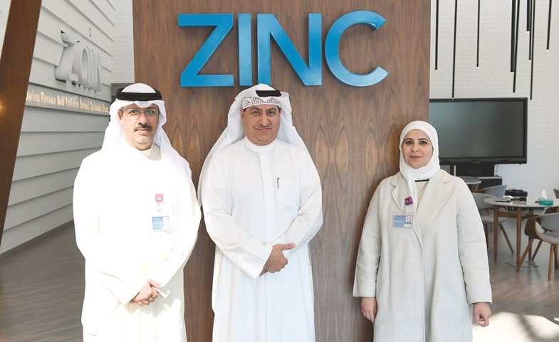 باسمة العنزي وعبد اللطيف الكندري ود.سلمان اللافي في مركز زين للإبداع ZINC﻿